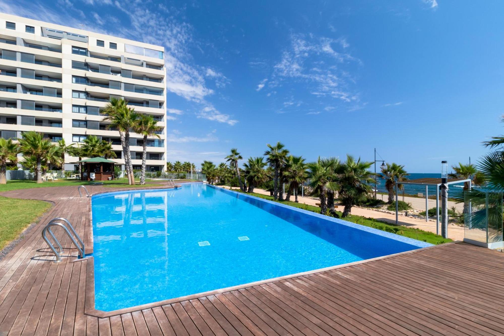 Espanatour Meruyert Torrevieja Exterior foto